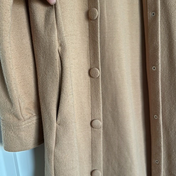 Vince Camuto Camel Shacket - Picture 5 of 5